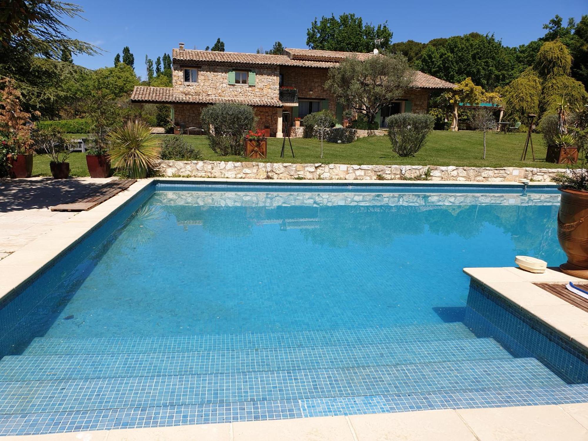 Gite Au Coeur De La Provence & Spa Saint Cannat Bagian luar foto